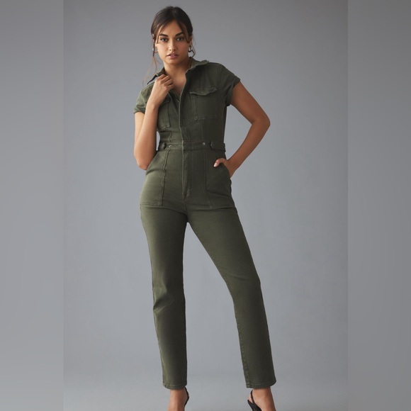 Good American Pants - Good American Fit For Success Jumpsuit In the color Fatigue Size: 0 (XS) NWT